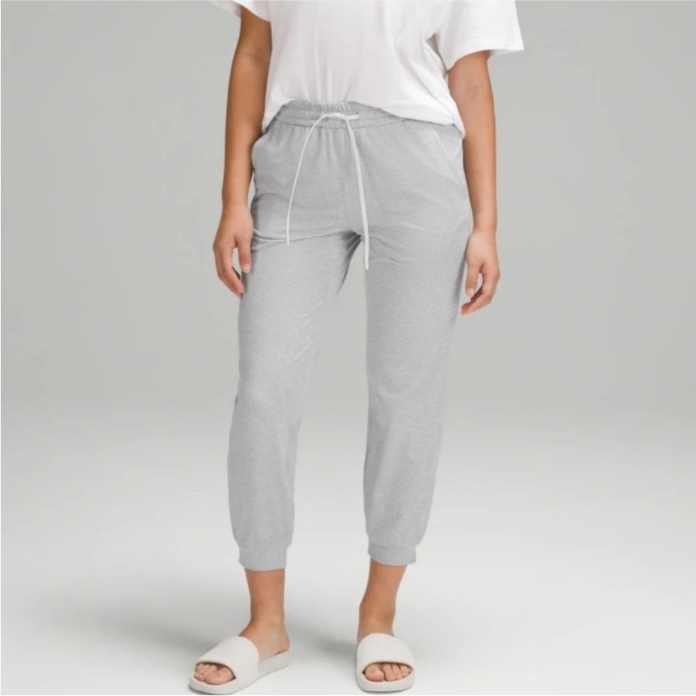 Lululemon Soft Jersey Classic-Fit Mid-Rise Jogger Sz 12 Athleisure Lounge Casual